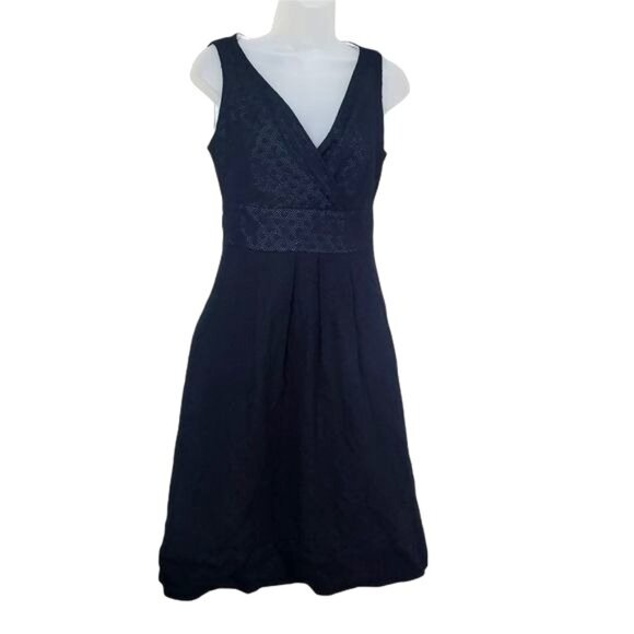 TALBOTS Womens Dress SZ 6 Embroidered Lined Sleeveless Faux Wrap Sheath Academia - Picture 9 of 12